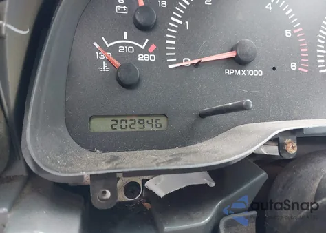 1998 Dodge Ram 1500 St из США, поврежденный, VIN 3B7HF13Z8WG136351